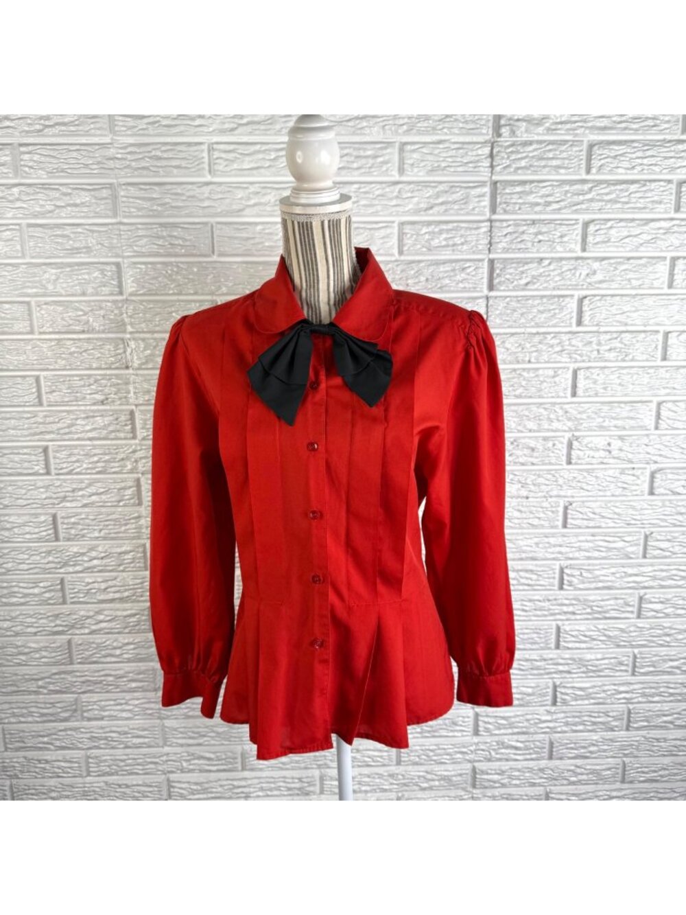 Vtg 80s Essex Junction Red Long Sleeve Button Up Shirt Black Bow Accent Size 10